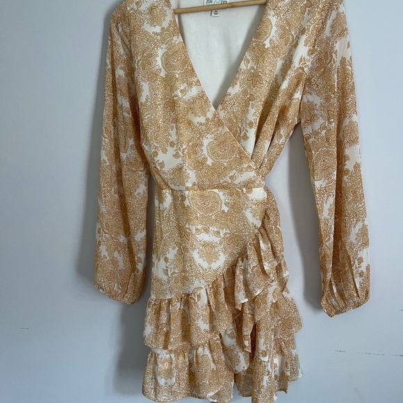 Long Sleeve Tan & White Printed Dress - Picture 3 of 9